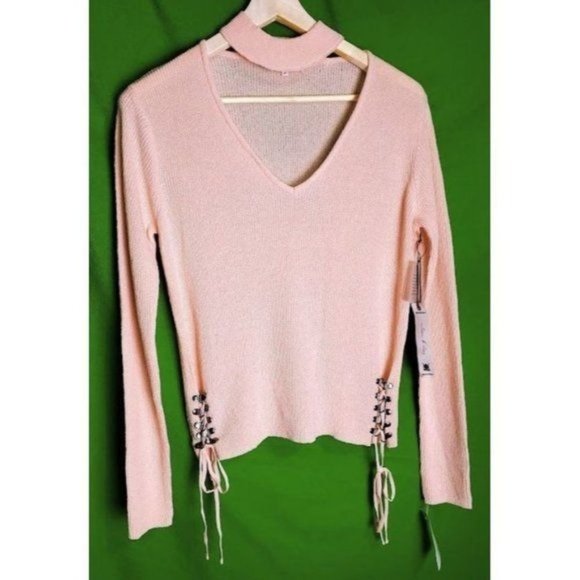 New Willow & Clay Grommet lace-up Sweaters | Nwt Willow & Clay V-… - Picture 1 of 6